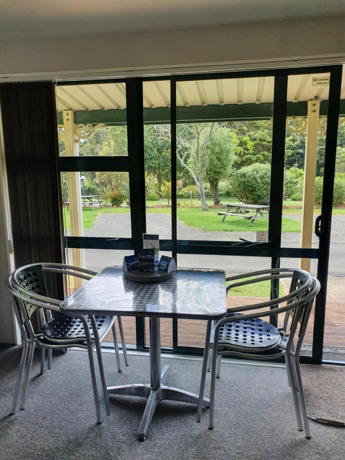 Kauri Coast Top 10 Holiday Park Kaihu Zewnętrze zdjęcie